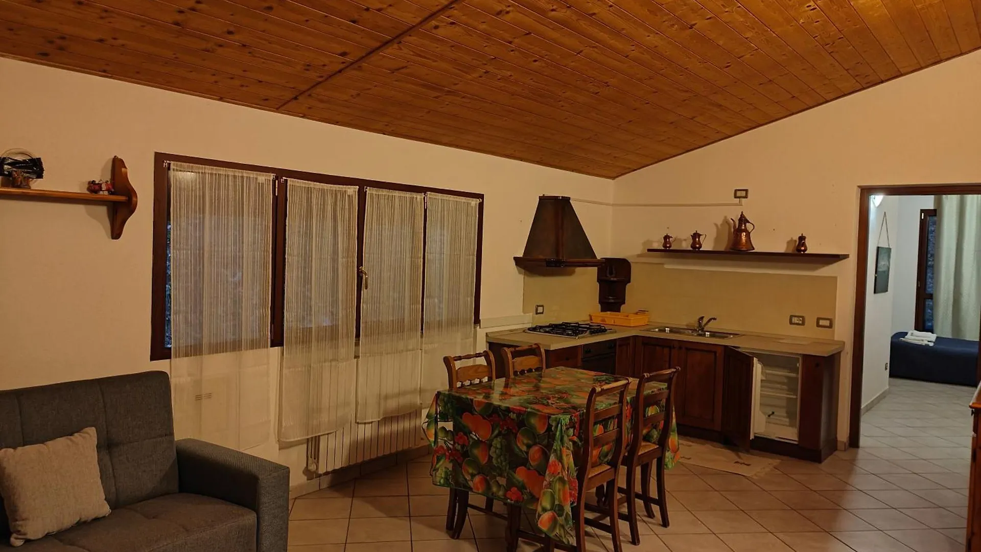 Agriturismo Scuderia Castello Gaino مزرعة للإقامة